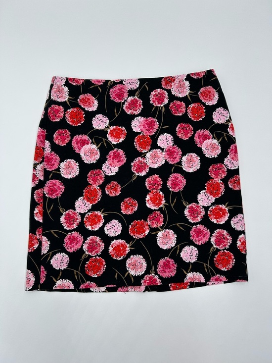 Talbots Dresses & Skirts - Talbots Black Mini Skirt with Bold Pink and Red Flowers 6P